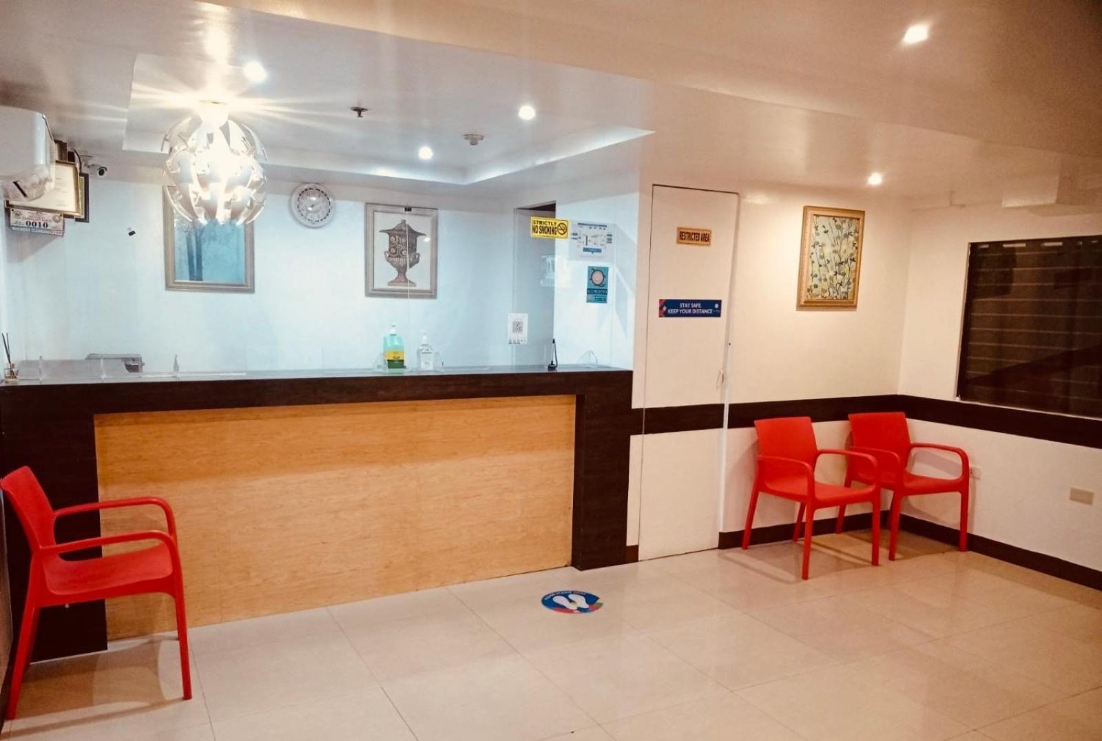 Oyo 888 City Stay Inns Fortview Bgc Pásig Exterior foto